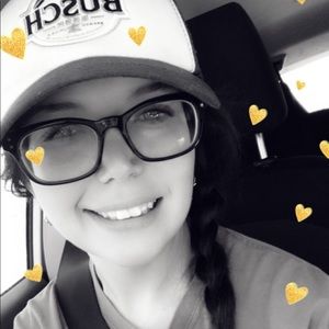 Meet your Posher, Kenna